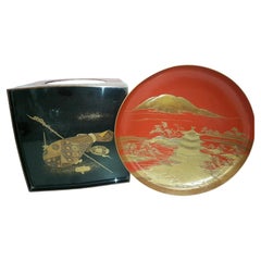 Japanese Meiji Lacquer Kagetsudai Sake Table and Large Maki-e Sakazuki, ca. 1900