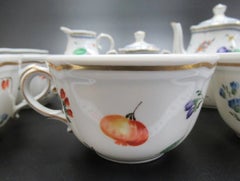 Vintage Richard Ginori Italian Fruit 21-Piece Porcelain Tea Service, Italy