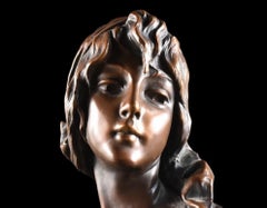 French Art Nouveau Emmanuel Villanis “Cendrillon” Bronze Bust, circa 1905