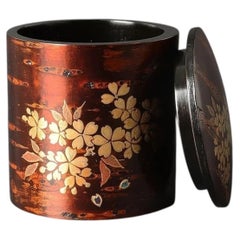 Boîte à thé « Natsume » en laque japonaise « Maki-e » ornée de fleurs de cerisier, par Minowa Issei