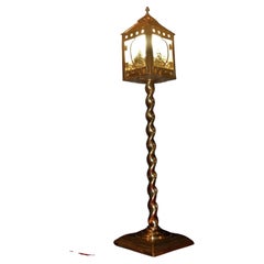 Lámpara de mesa de estilo Art Nouveau eduardiano, de latón envejecido, con pantalla de cristal hecha a mano