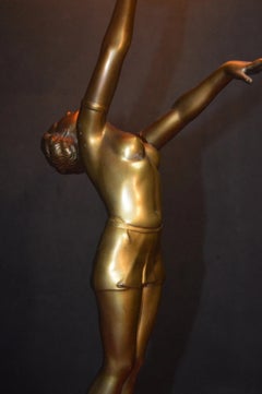 1930s French Art Deco Bronze Figural Dancer Table Lamp with Glass Globe