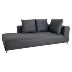 Chaise longue Opium de Ligne Roset en laine grise de haute qualité