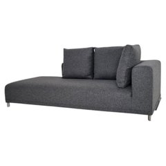 Chaise longue Opium de Ligne Roset en laine grise de haute qualité