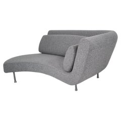 Lit de jour Yang de Ligne Roset en laine gris moyen