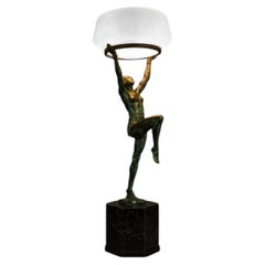 Lampe figurative « Danseuse » de Max Le Verrier, style Art déco, n° 3007, années 1930
