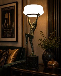 Lampe figurative « Danseuse » de Max Le Verrier, style Art déco, n° 3007, années 1930