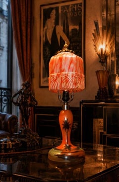 British Art Deco Egyptian Revival Hand-Painted Glass Boudoir Table Lamp, 1930s