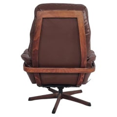 Vintage Designer Gote Mobler Nässjö Swivel Armchair in Brown Leather
