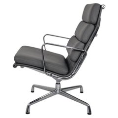 Vitra Eames EA219 Soft Pad Designer Chair in Soft Leather
