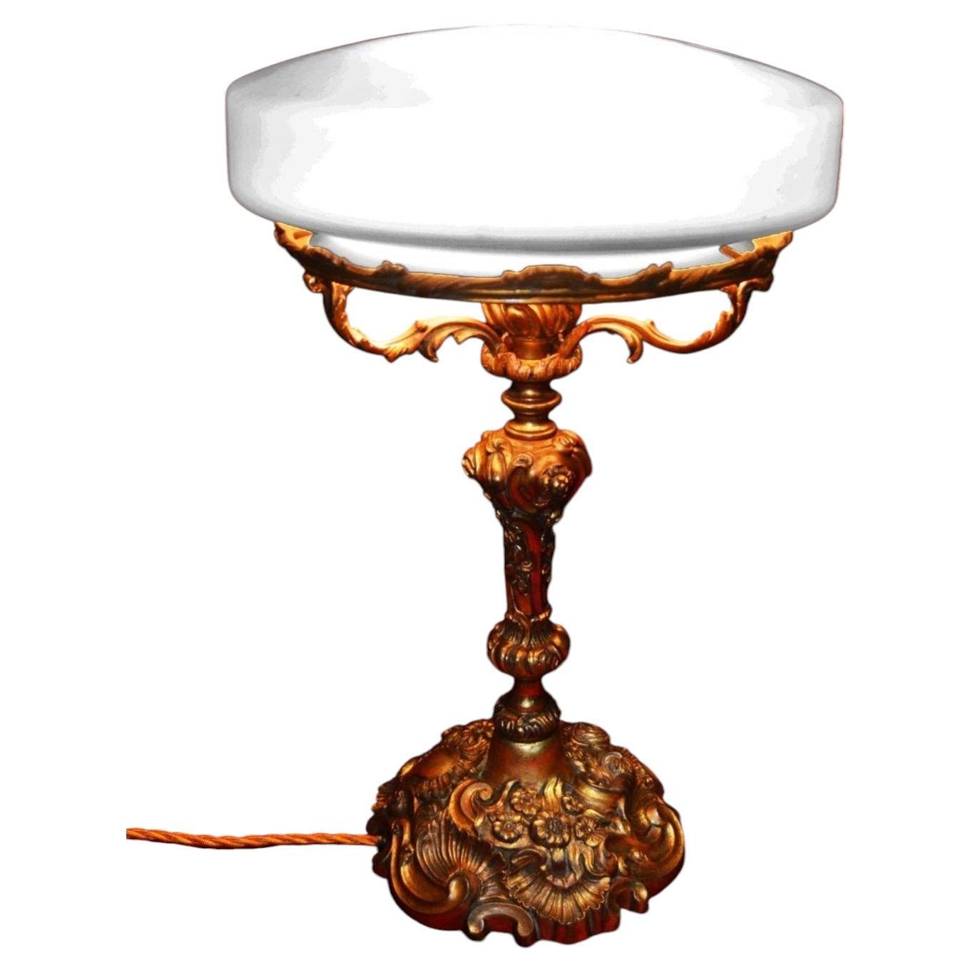 French Early Victorian Bronze Parlor Table Lamp with Dome Shade, circa 1850 For Sale