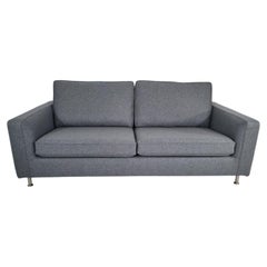 Minotti Designer Sofa in Elegant Mid-Grey Wool
