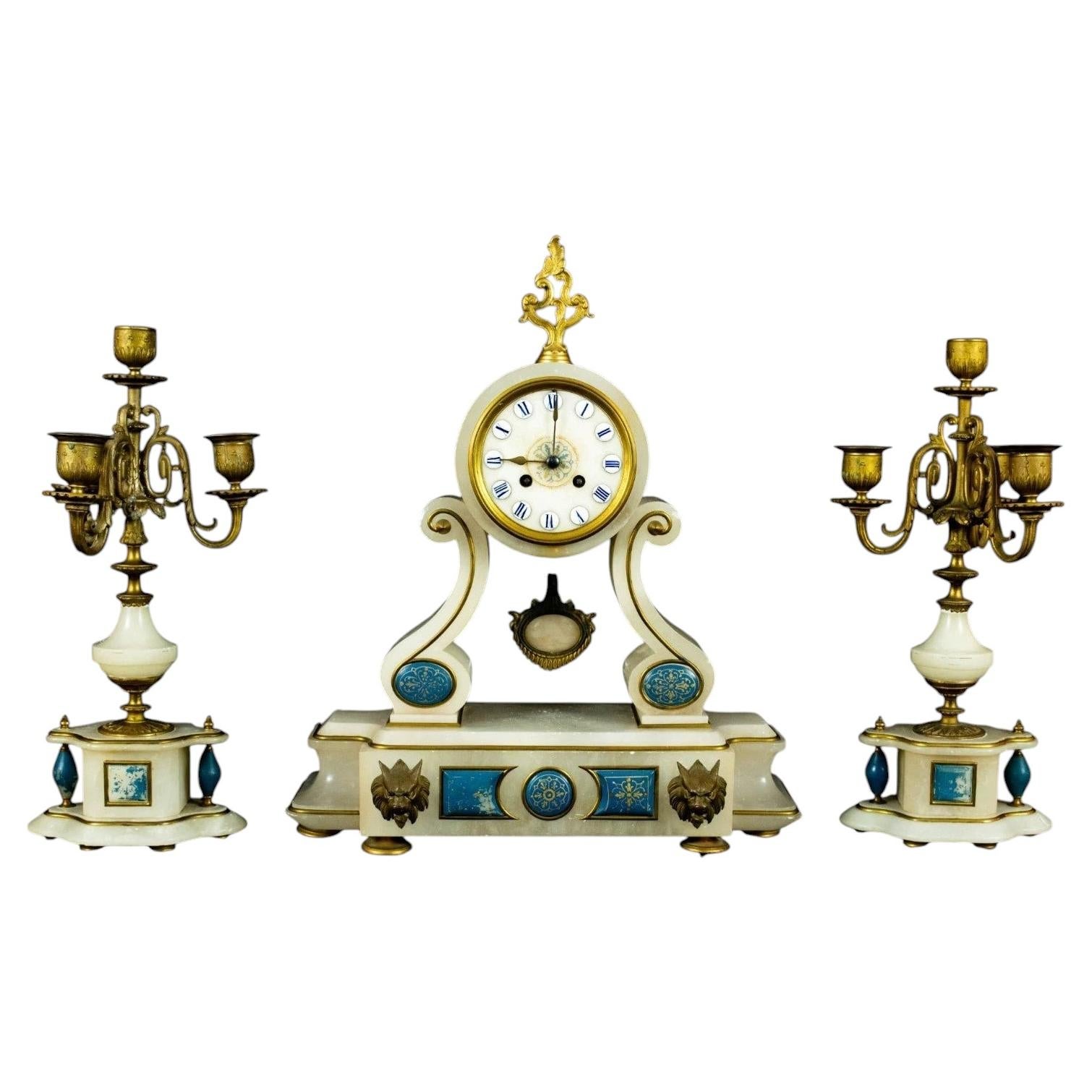 French Alabaster & Gilt Bronze Clock Garniture with Candelabra, c.1870 For Sale