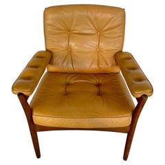 Vintage Swedish Mid-Century Göte Möbler Tan Leather & Wood Lounge Chair, 1970s