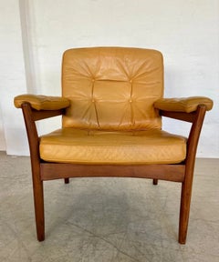 Vintage Swedish Mid-Century Göte Möbler Tan Leather & Wood Lounge Chair, 1970s