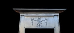 Restaurierter antiker edwardianischer Kaminbelag und Kaminsims aus Gusseisen