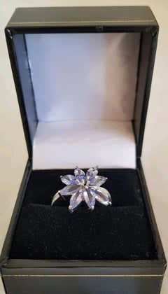 18ct White Gold Marquise Tanzanite Cluster Cocktail Ring