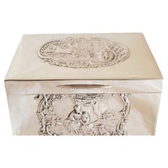 William Comyns Sterling Silver Jewellery Box, London 1905
