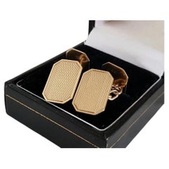 Art Deco Yellow Gold Engine Turned Rectangular Cufflinks, circa 1920