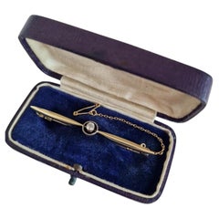 Antique 15ct Yellow Gold, Platinum & Old Mine Cut Diamond Bar Brooch, ca. 1920