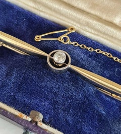 Antique 15ct Yellow Gold, Platinum & Old Mine Cut Diamond Bar Brooch, ca. 1920