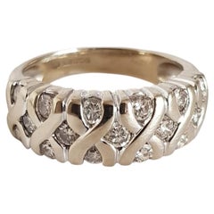 Vintage 18ct Gold 17-Diamond Cluster Dress Ring