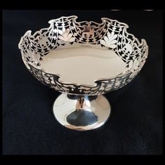 Harrison Brothers & Howson Sterling Silver Tazza Fruit Bowl, 1926