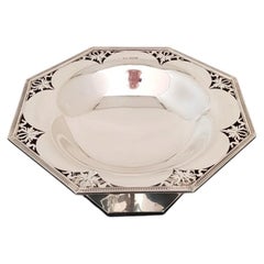 Saladier « Tazza » en argent massif « George V » de Walker & Hall, Sheffield, 1927