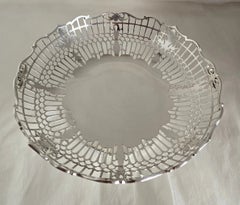 Mid Century Viner’s Ltd Sterling Silver Pierced Pedestal Bowl, Sheffield 1962