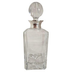 Decantador de cristal con montura de plata de ley de Carr’s of Sheffield, 2005