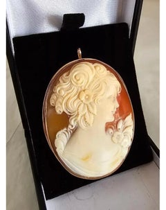 Italian Neapolitan Gold Carved Shell Cameo Brooch Pendant, 1988