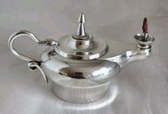 John Grinsell: Zigarrenanzünder im Stil der viktorianischen Zeit aus Sterlingsilber in Form von Aladdins Lampe, 1901