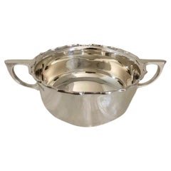 Sucrier en argent massif « George V » de Cooper Brothers & Sons, Sheffield, 1915