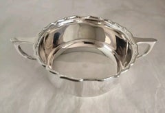 Sucrier en argent massif « George V » de Cooper Brothers & Sons, Sheffield, 1915