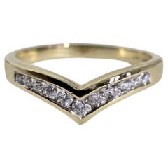 Fine 18ct Yellow Gold Diamond Wishbone Ring