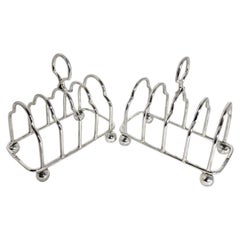 Harrison Brothers Sterling Silver Five-Bar Gothic Toast Racks, Sheffield 1918