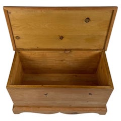 Vintage 20th Century English Pine Storage Box