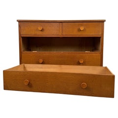 Commode vintage en chêne anglais du XXe siècle