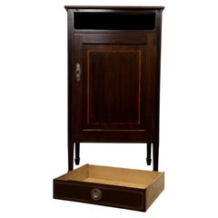 Fine Early 20th Century Antique English Inlaid Mahogany Cabinet