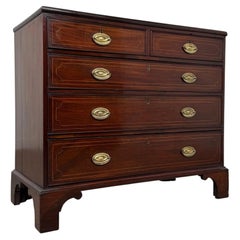 Preciosa cómoda antigua inglesa del siglo XVIII, de caoba, con incrustaciones de madera satinada