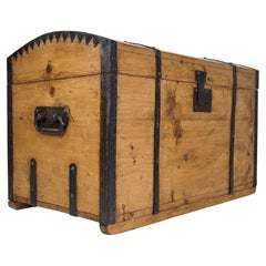 Fine 19th Century Antique English Pine Dome-Top Storage Chest