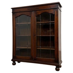 Magnifique vitrine antique en chêne anglais datant du début du XXe siècle