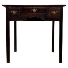Magnifique bureau ancien en chêne anglais du XVIIIe siècle