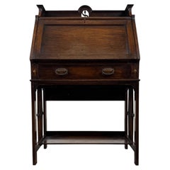 Fine Early 20th Century English Oak Bureau with Fitted Interior
