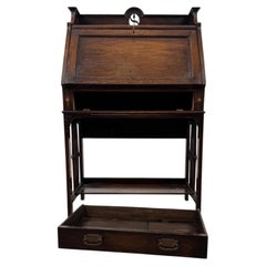 Fine Early 20th Century English Oak Bureau with Fitted Interior