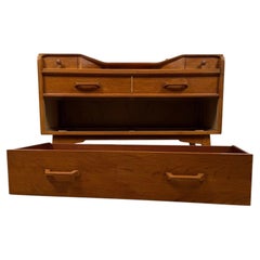 Commode basse vintage du XXe siècle, en chêne doré, de style anglais