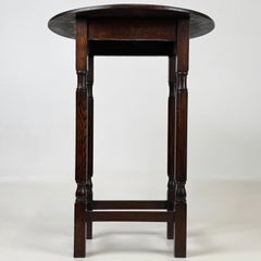 Fine Early 20th Century Antique English Small Oak Side Table