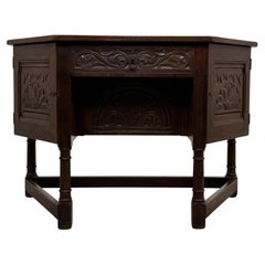 Fine Early 20th Century Antique English Carved Oak Writing Desk