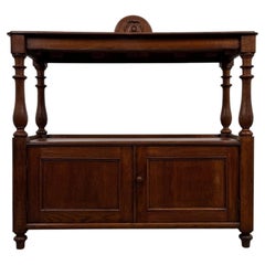 Fine 19th Century Antique English Oak Cupboard with Raised Gallery