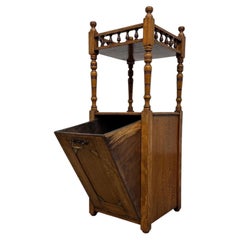 Fine Early 20th Century Antique English Golden Oak Cabinet